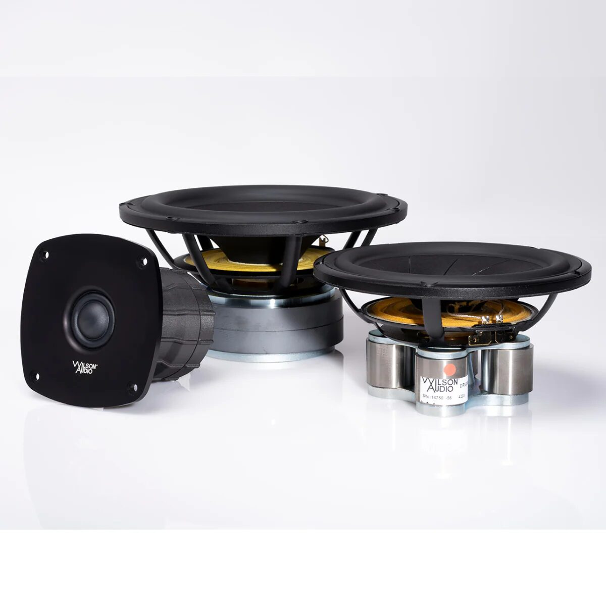 WILSON AUDIO SABRINA V FLOORSTANDING SPEAKERS 4 wilson audio sabrinav drivers