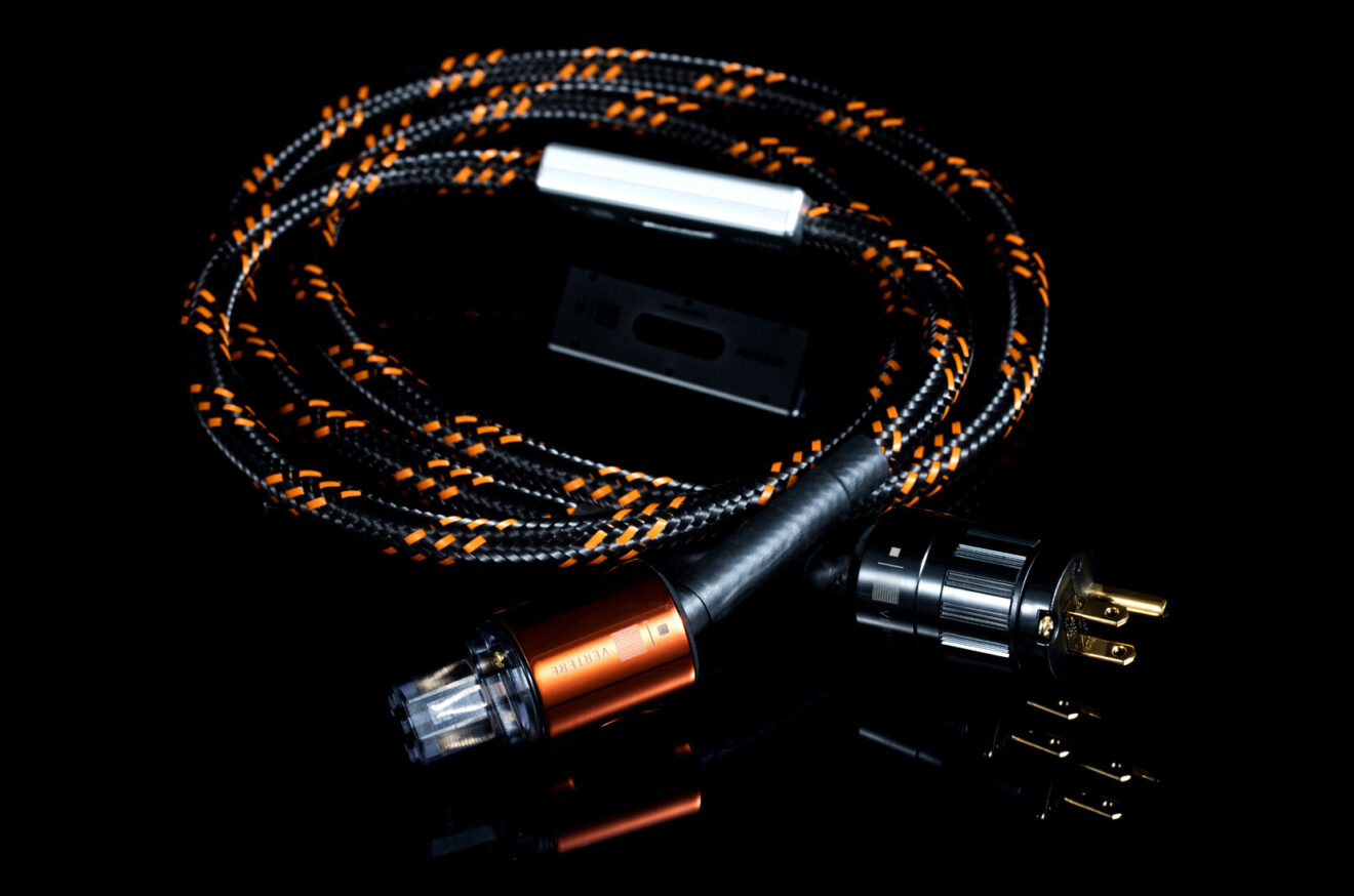 VERTERE PULSEHB MAINS POWER CABLE Sound Gallery