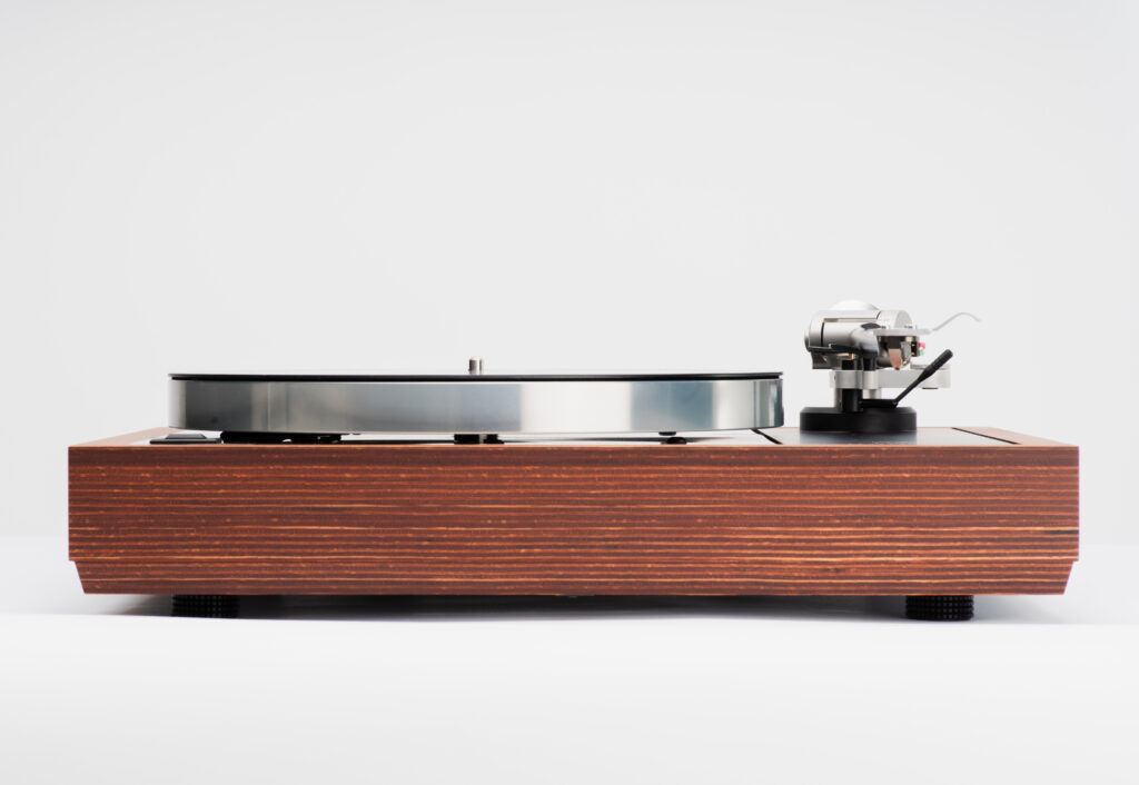 Linn Bedrock Turntable (side view)