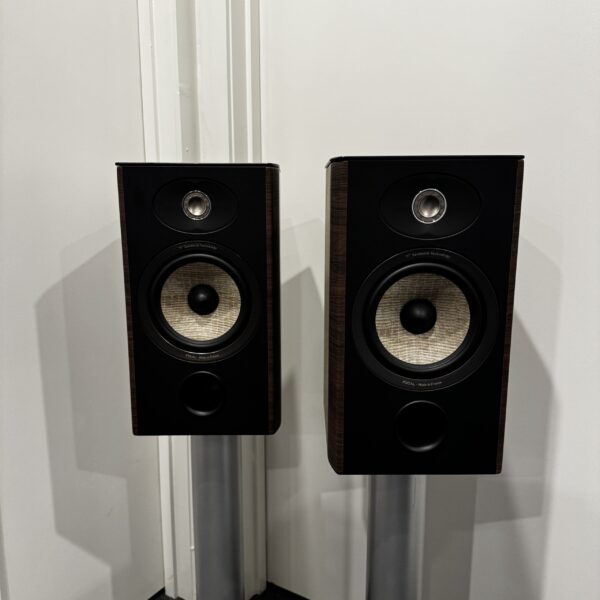 Focal Aria 906 Speakers (with stands) - Consignment