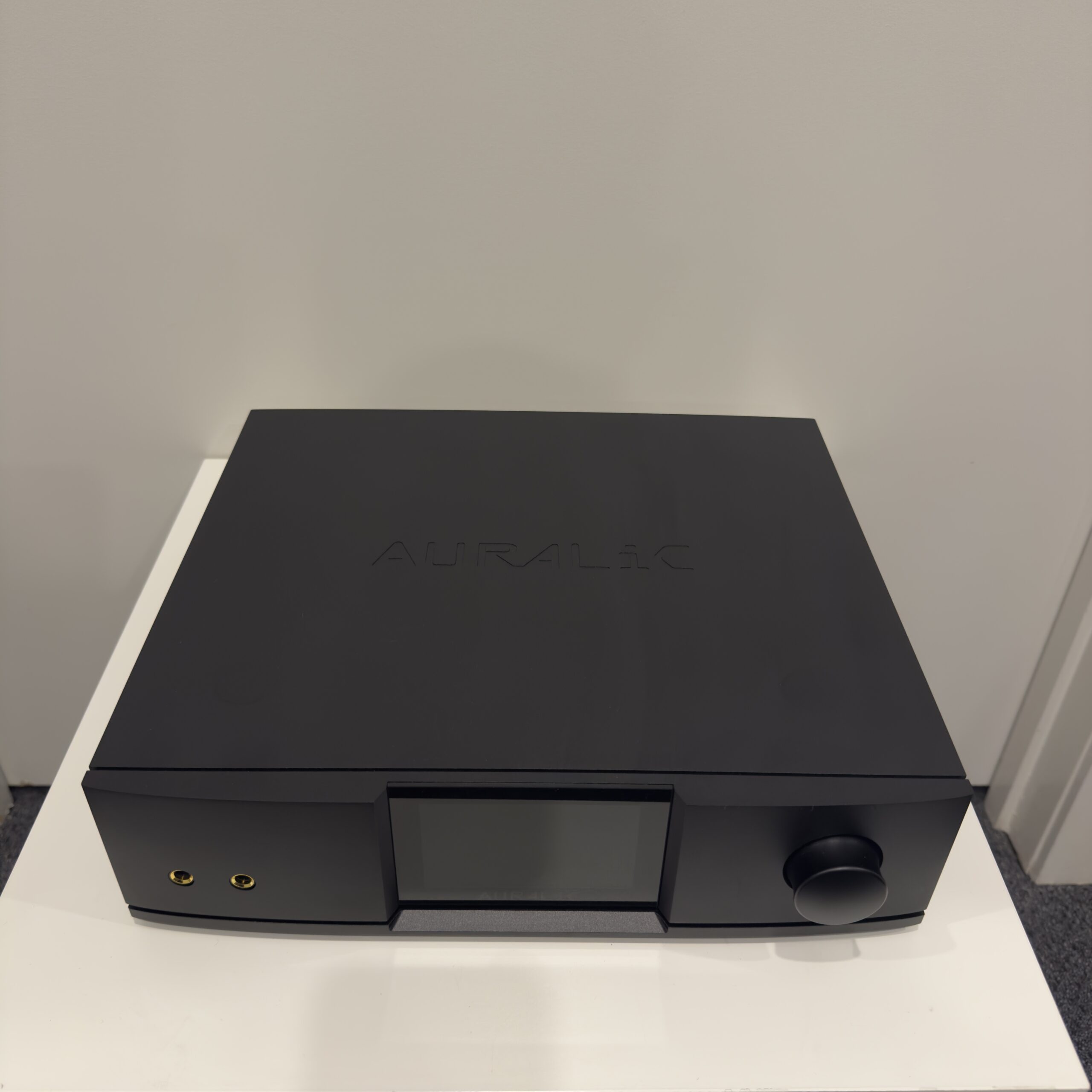 Auralic VEGA 2.1 Streaming DAC - Ex-Demonstration 4 IMG 3460