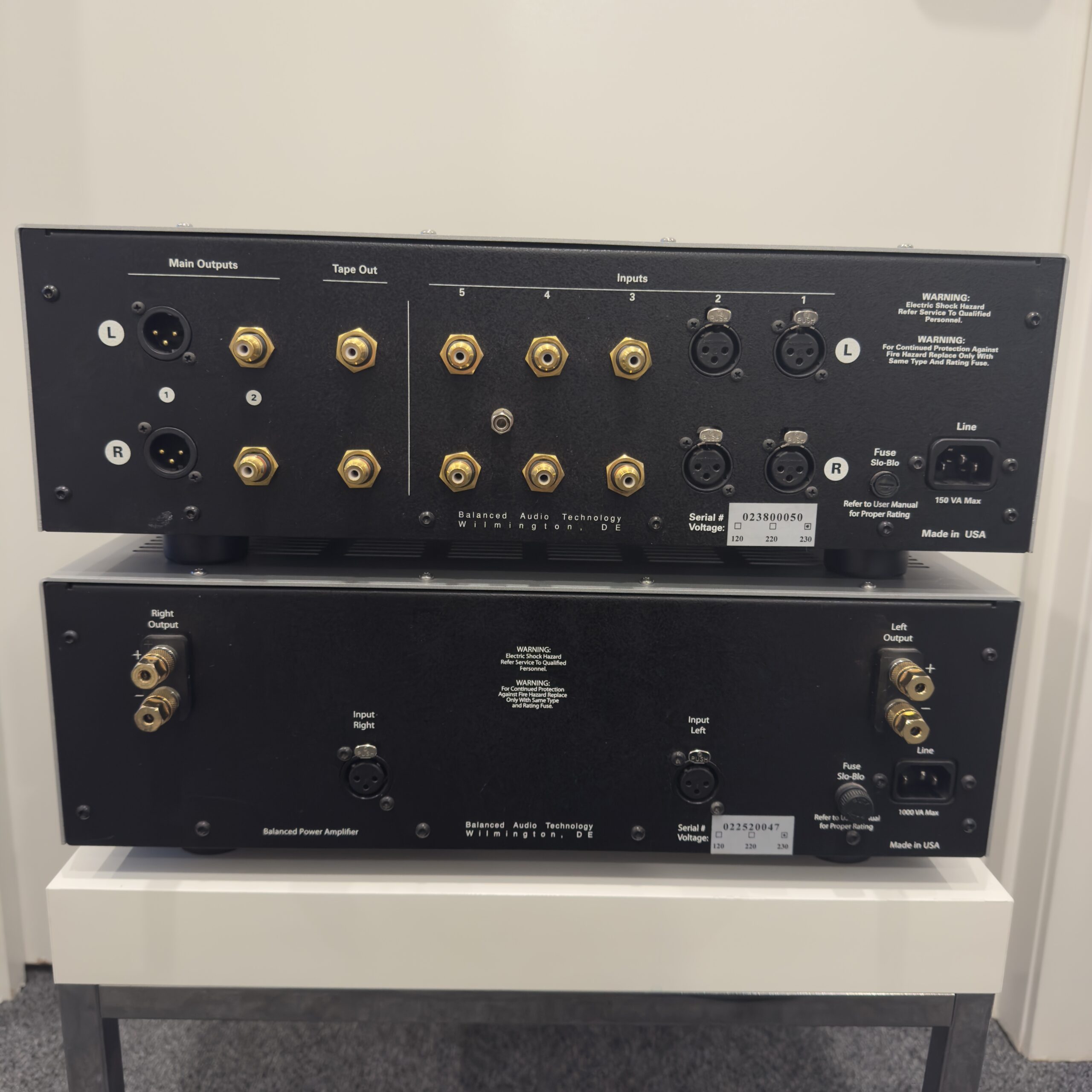 BAT VK-23SE Preamplifier & BAT VK-225SE Power Amplifier Combination - Ex-Demonstration 6 IMG 3487