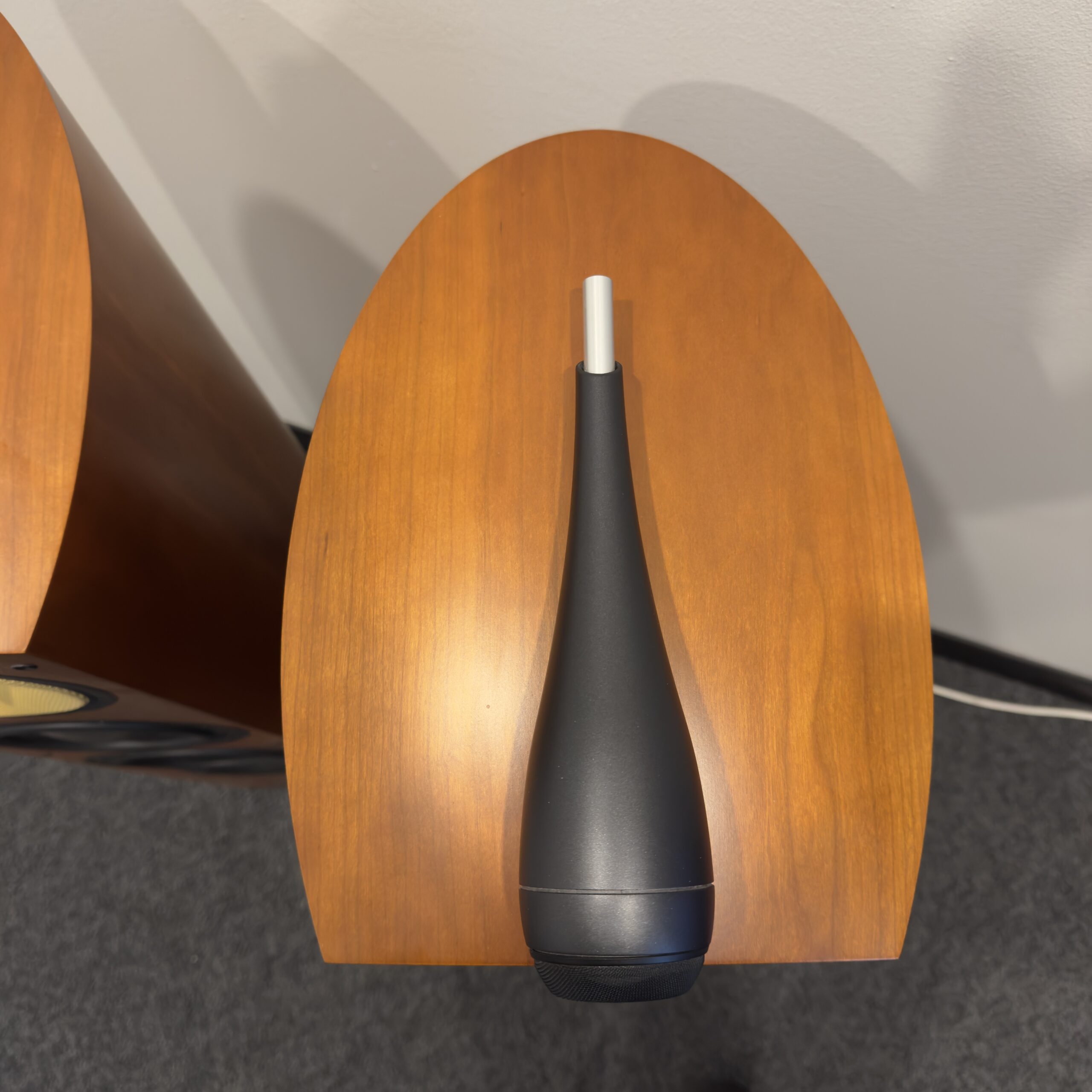 BOWERS & WILKINS 804 S FLOORSTANDING SPEAKERS - CONSIGNMENT 6 IMG 3952