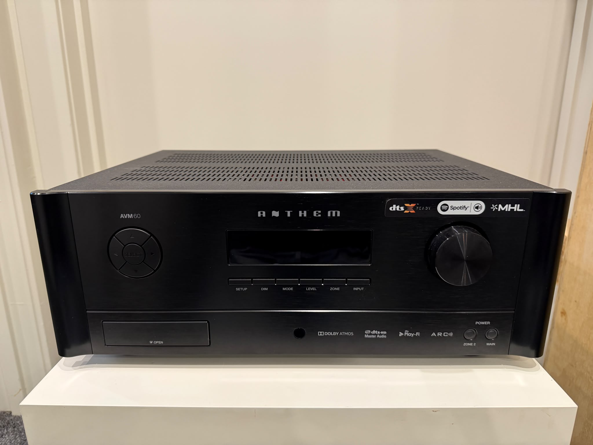 Anthem AVM60 1