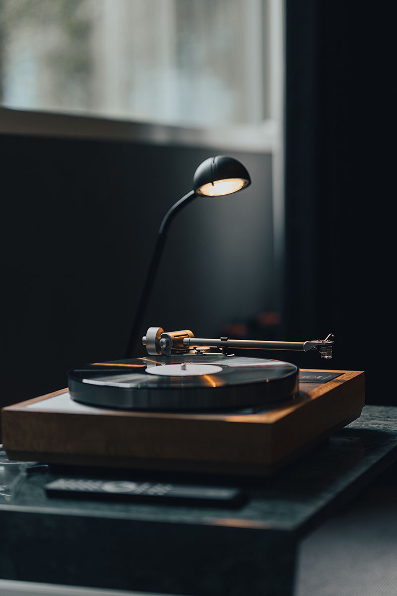 Detailed view of a Linn Sondek LP12